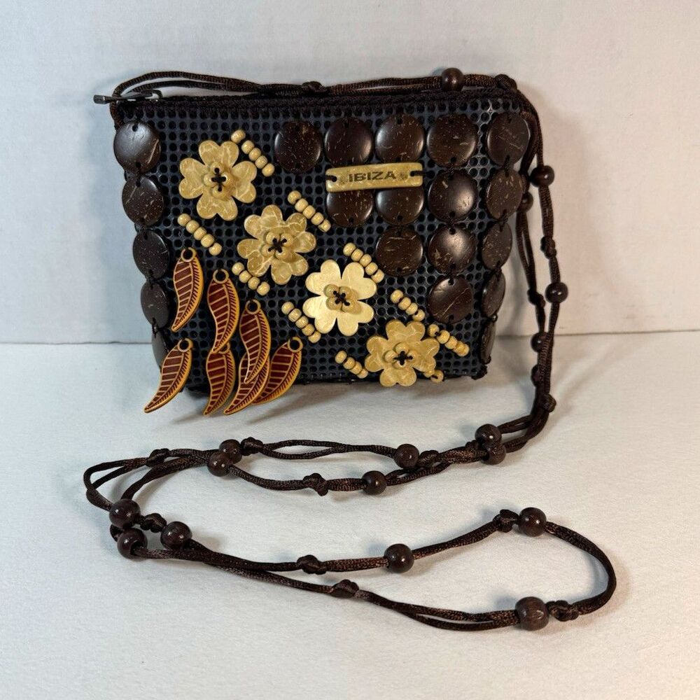 Vintage Y2K Ibiza Coconut Shell Crossbody Bag Floral Festival Purse Boho 6” x 5”